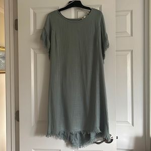 Umgee linen dress with pockets, fringed hem.